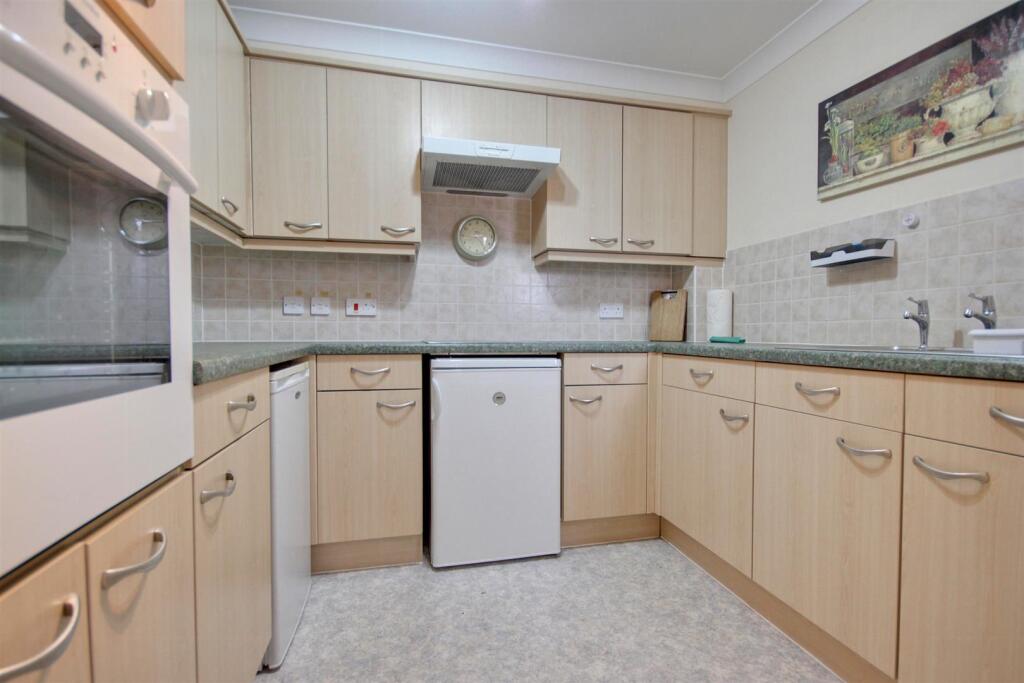 Goulding Court, Beverley photo 4