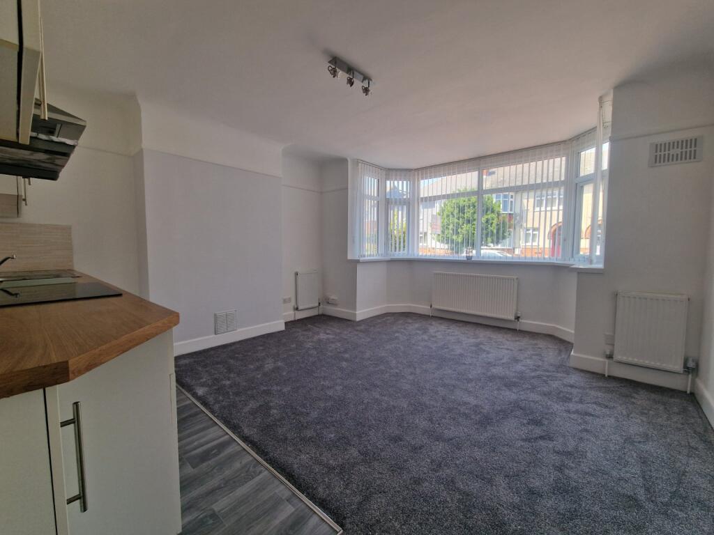 Apartment in Portsmouth - View 2