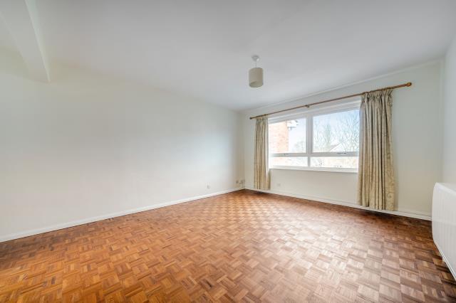 Apartment in South Oxfordshire, Henley-on-Thames - More