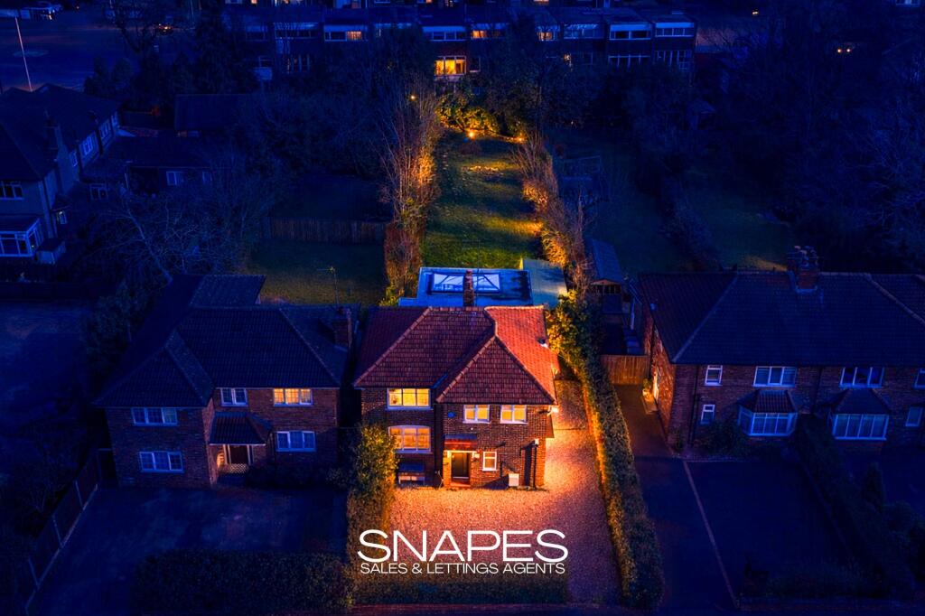 Main image of property: Vicarage Avenue, Cheadle Hulme, SK8