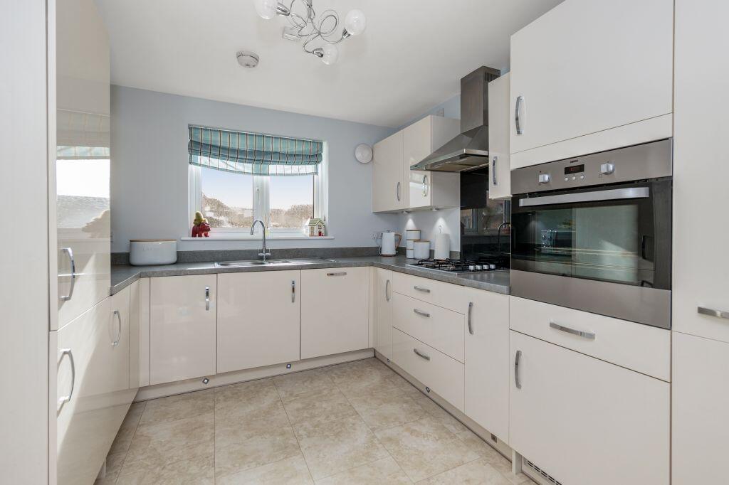 House in Bilston, Damhead - View 4