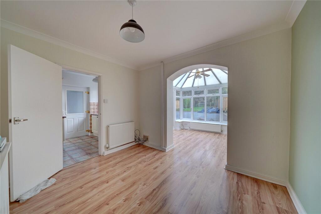 Stalls Farm Road, Droitwich, Worcestershire, WR9 - View 4