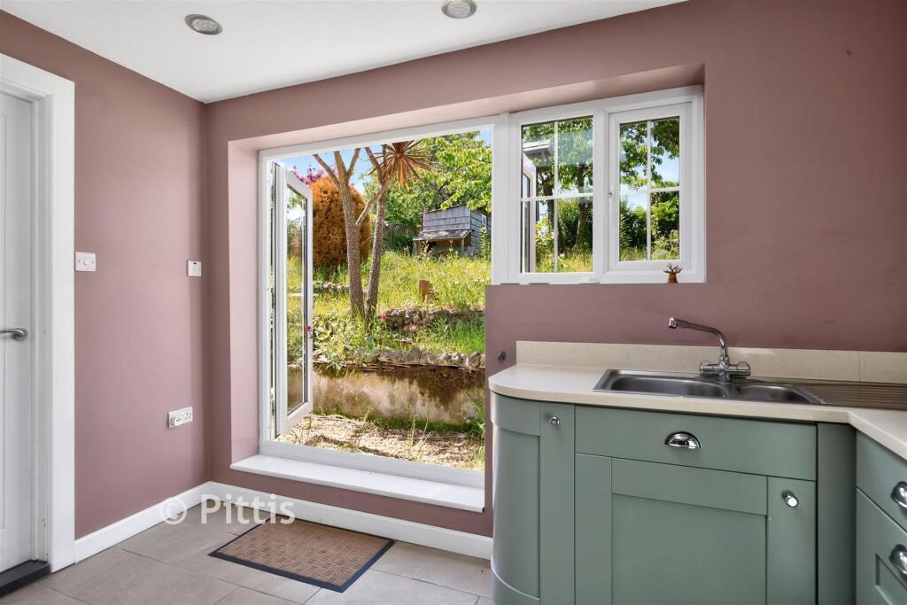 House in Freshwater, New Village - View 5