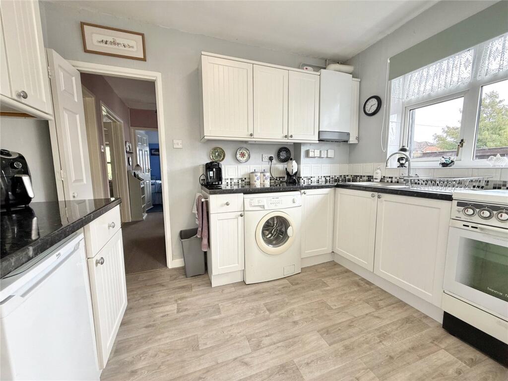House in Taunton - View 4
