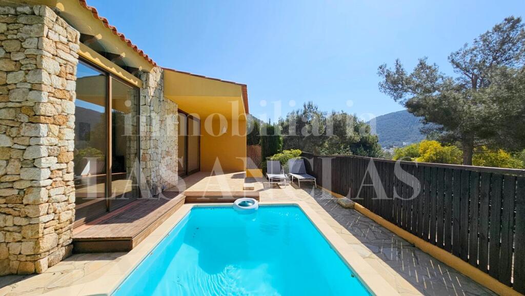 Main image of property: Balearic Islands, Ibiza, Santa Eulària Des Riu