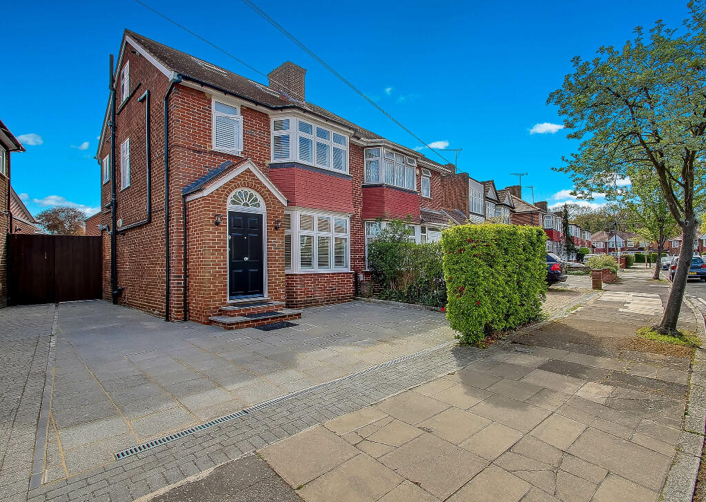 Main image of property: Oakwood Crescent, Greenford, Middlesex, UB6