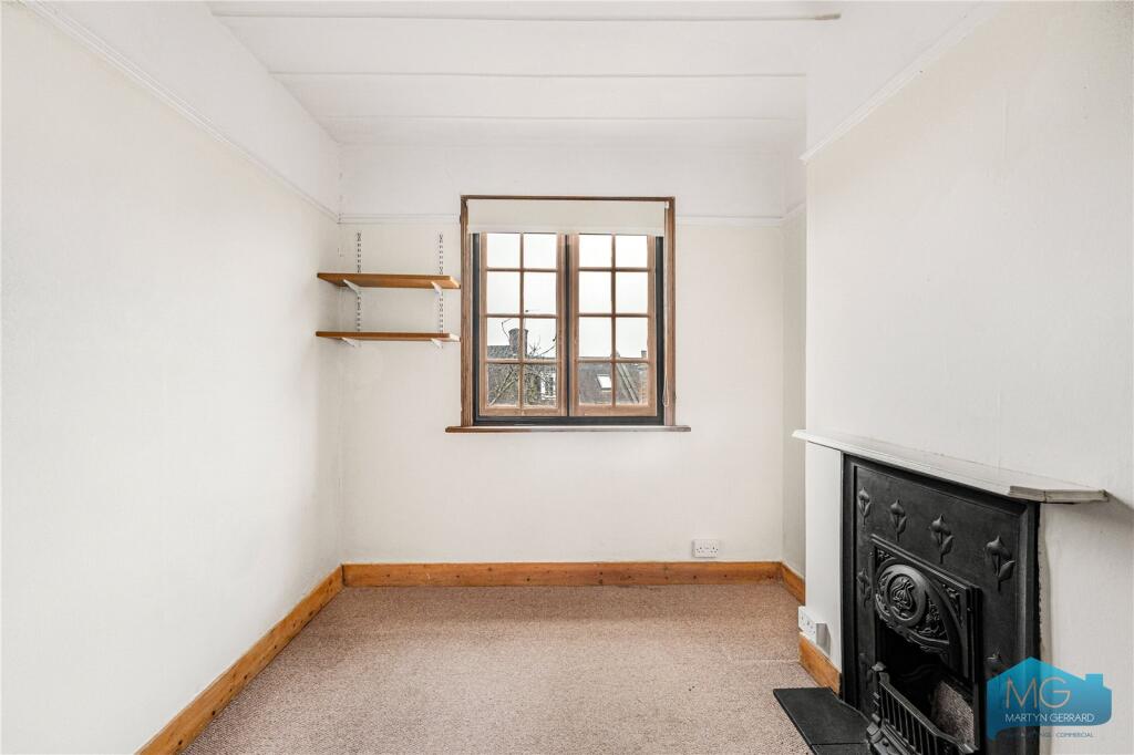 St. James Lane, London, N10 - View 4