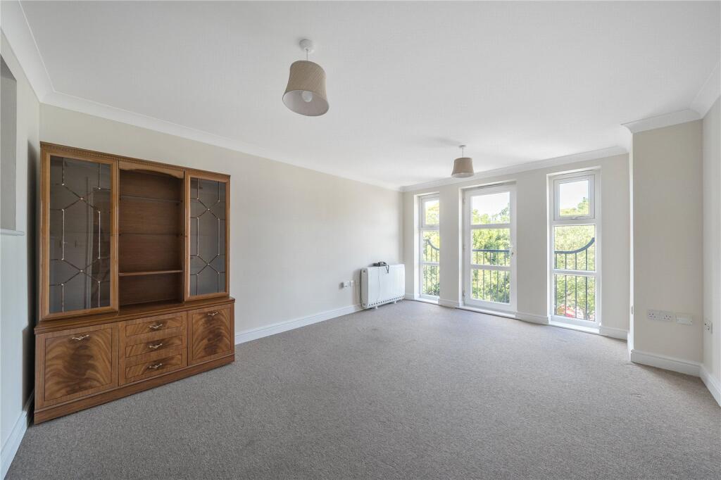 Apartment in Brighton - View 5