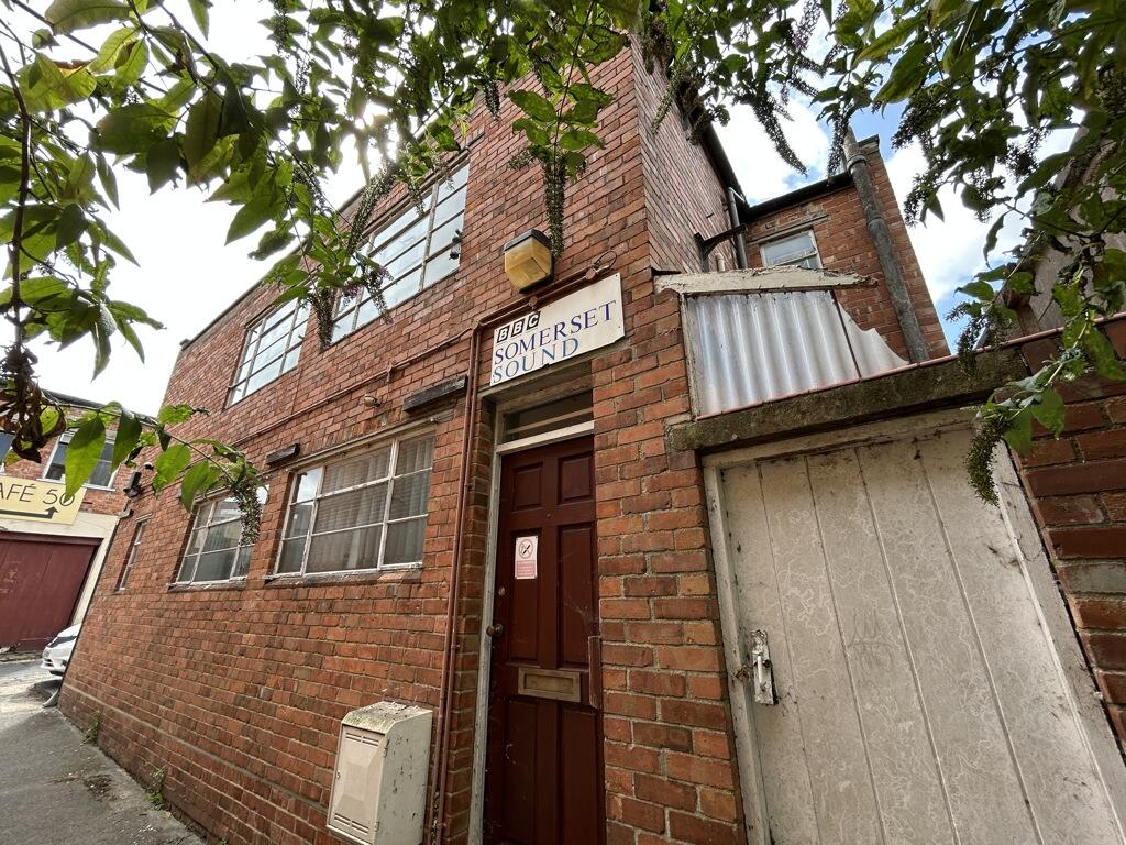 Additional image 10 of Mansion House, Princes Street, Yeovil, Somerset, BA20 1EG