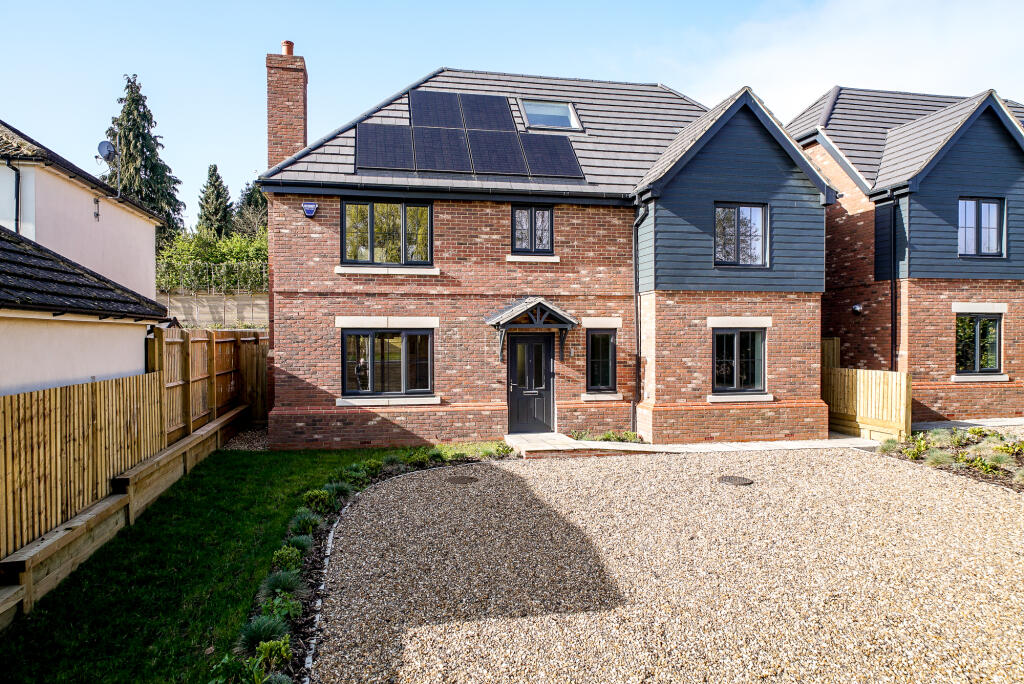 Main image of property: Dell Road, Northchurch, Berkhamsted