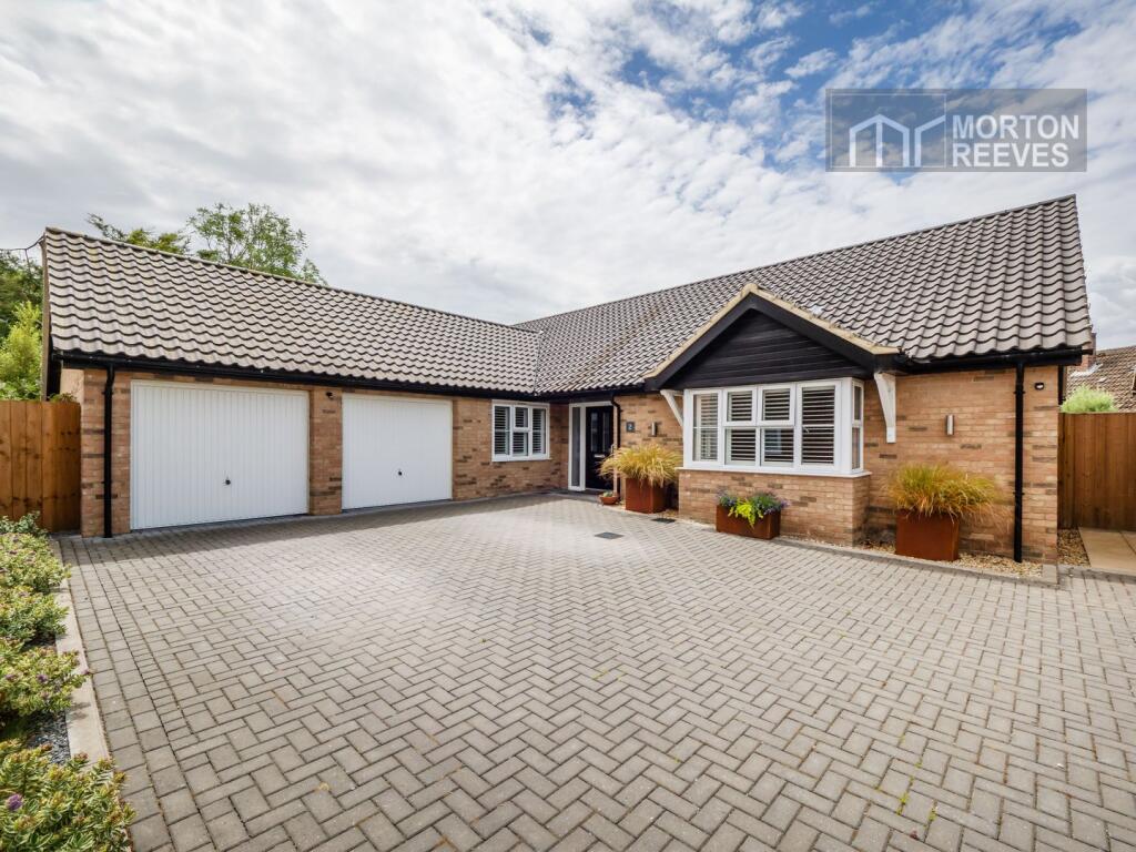 3-bed detached on Waterton Close, Blofield Heath, NR13, £525,000