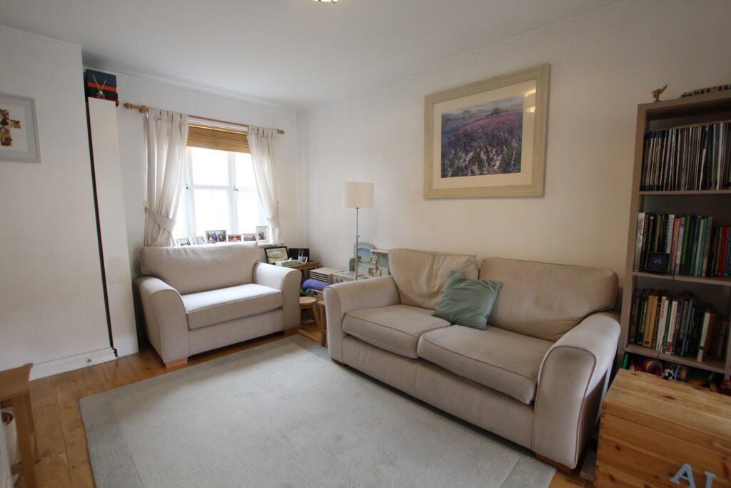 House in Stevenage - More