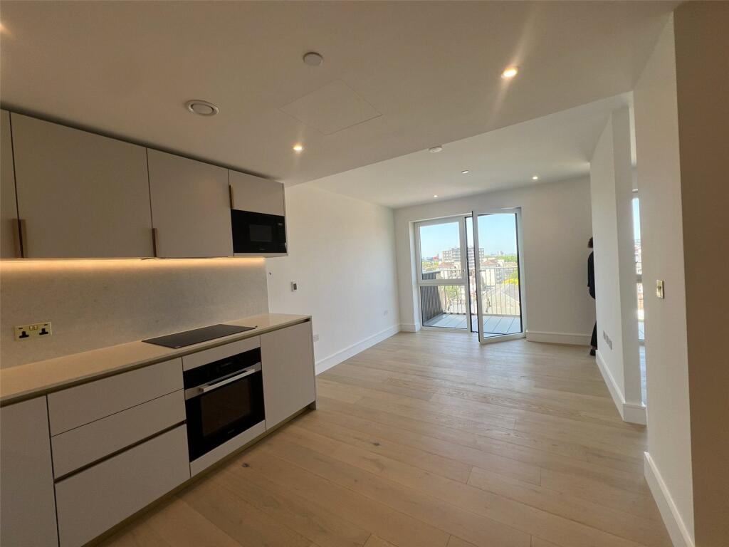 Main image of property: Parr's Way, London, W6