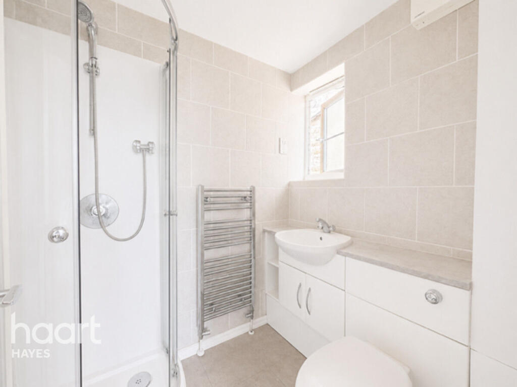 Apartment in London - More
