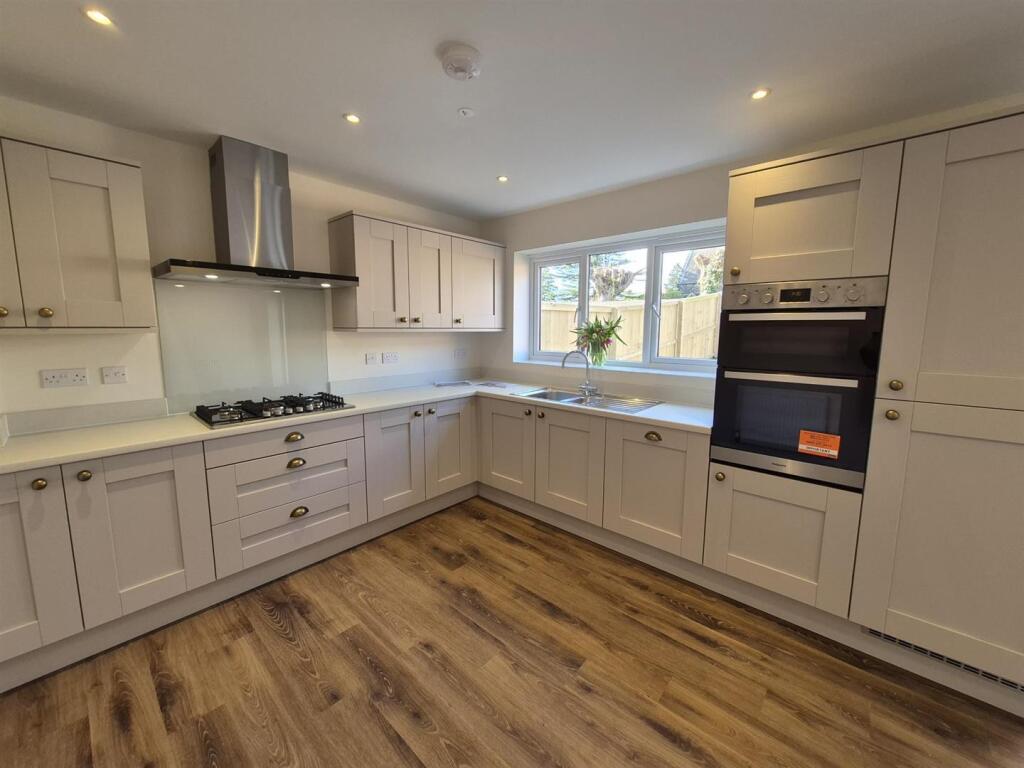 Plot 123 - The Corwen, Phase 2, Manor Gardens, Wrexham Road, Rhostyllen, Wrexham, LL14 4DN photo 2