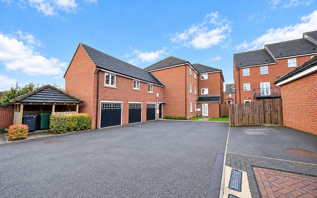 Main image of property: Fenton Place, Leeds, LS10