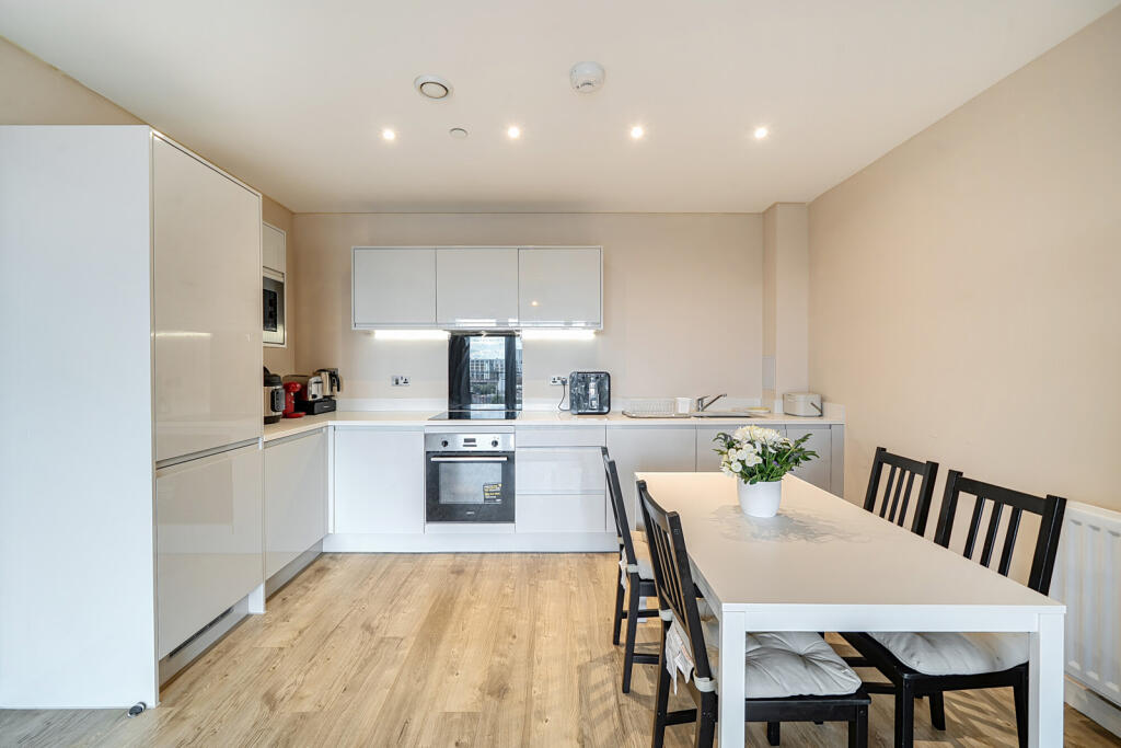 Apartment in London - View 4