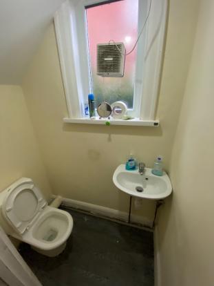 7 bedroom semi-detached house for rent