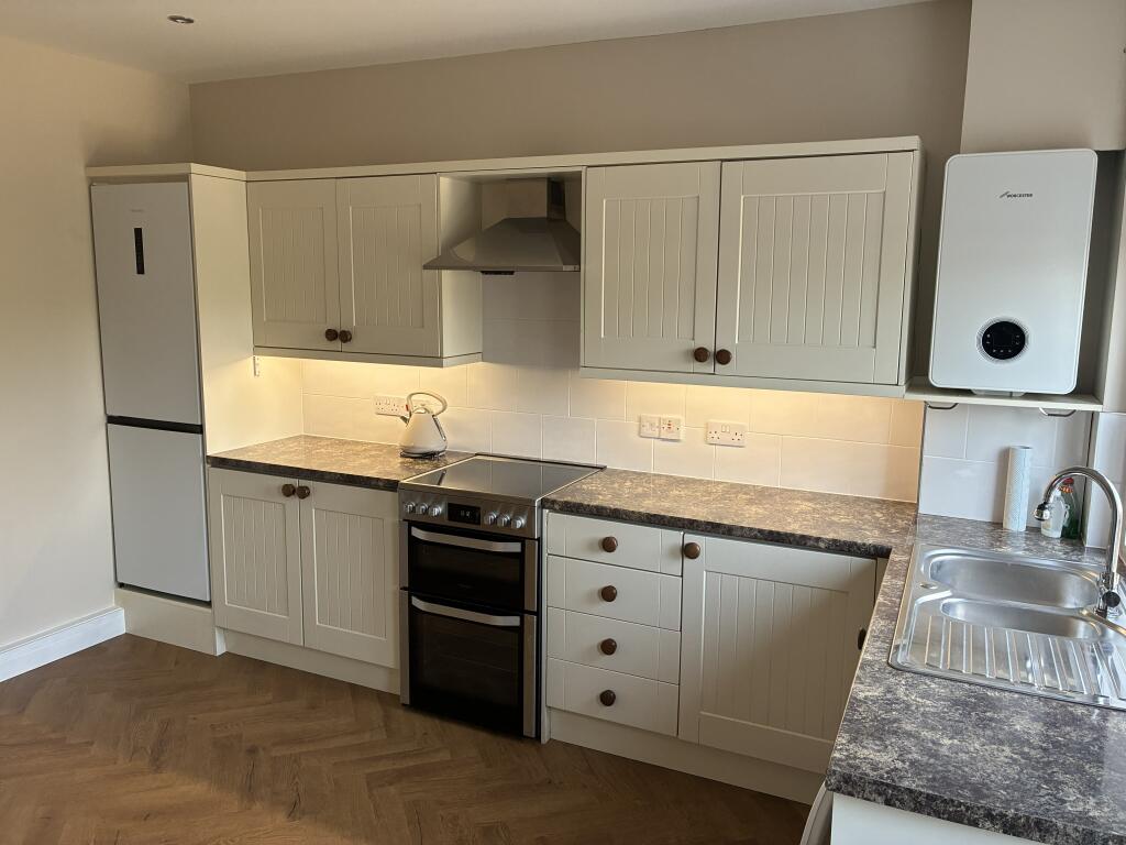 House in Sheffield - View 5