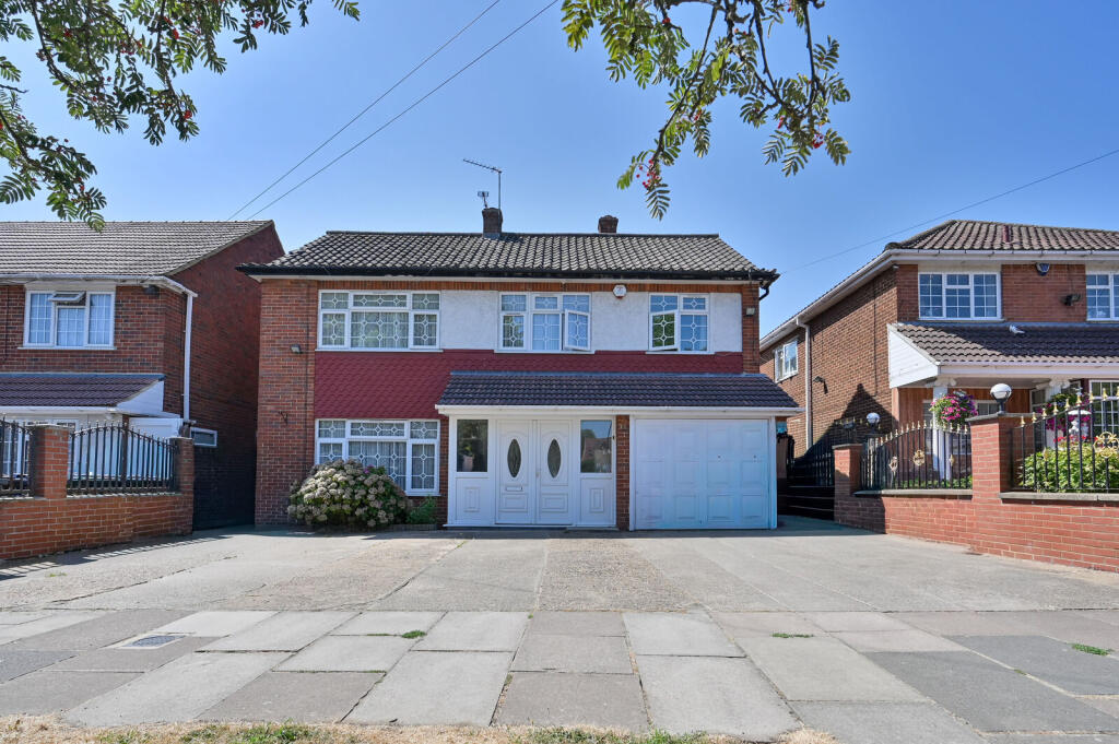 House in Southall - View 2