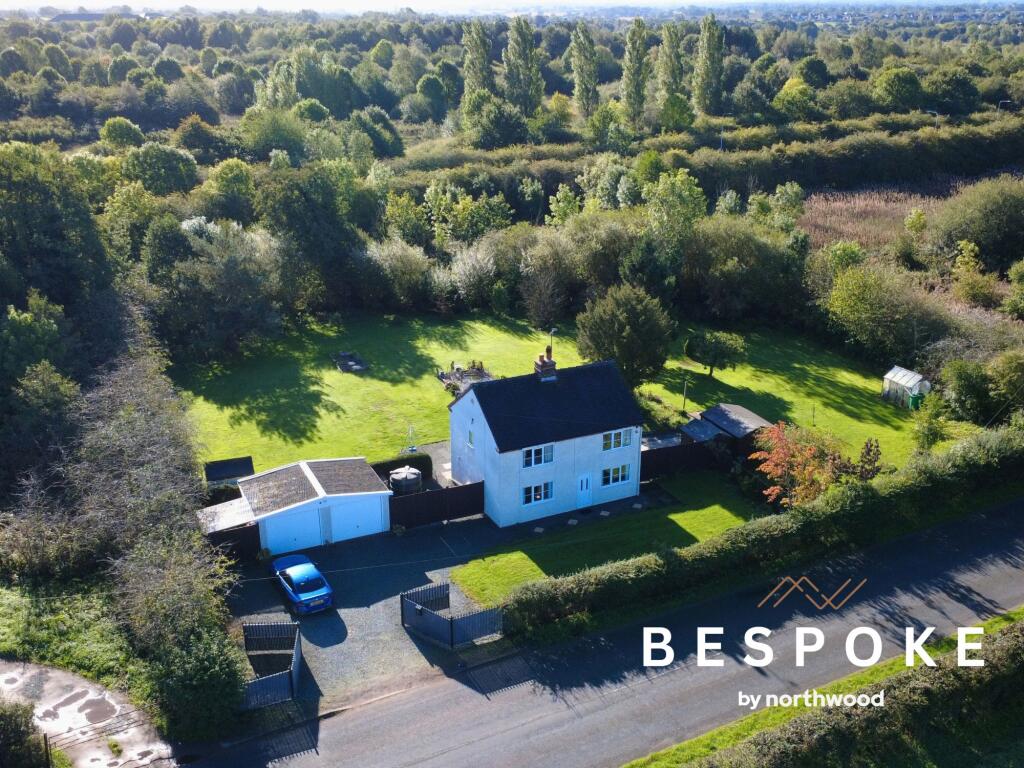 3-bed detached on Main Road, Weston, CW2, £550,000