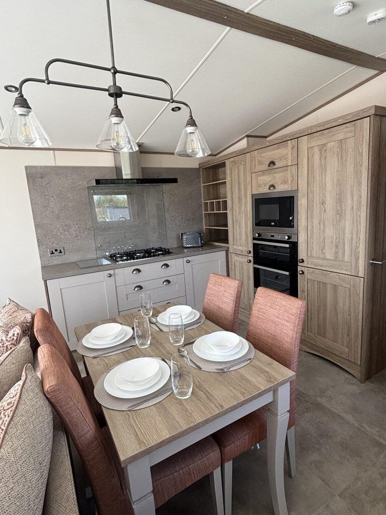 House in Peterborough - View 3