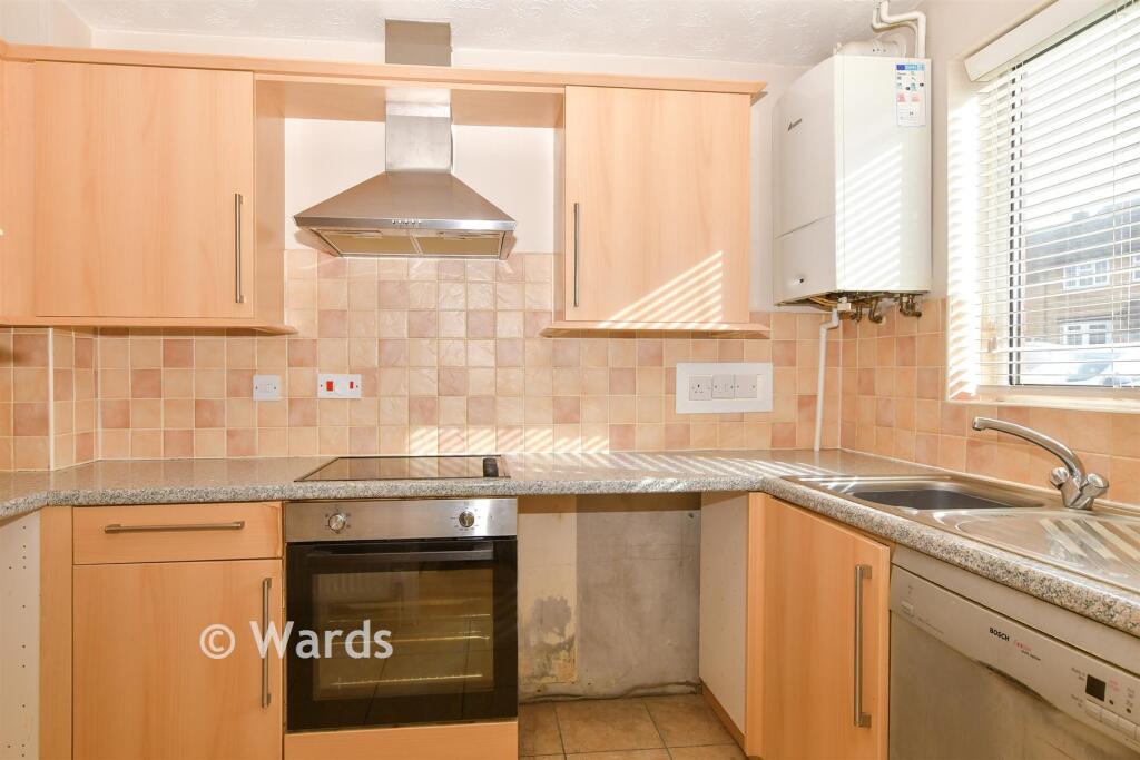 House in Chatham, Wayfield - View 3