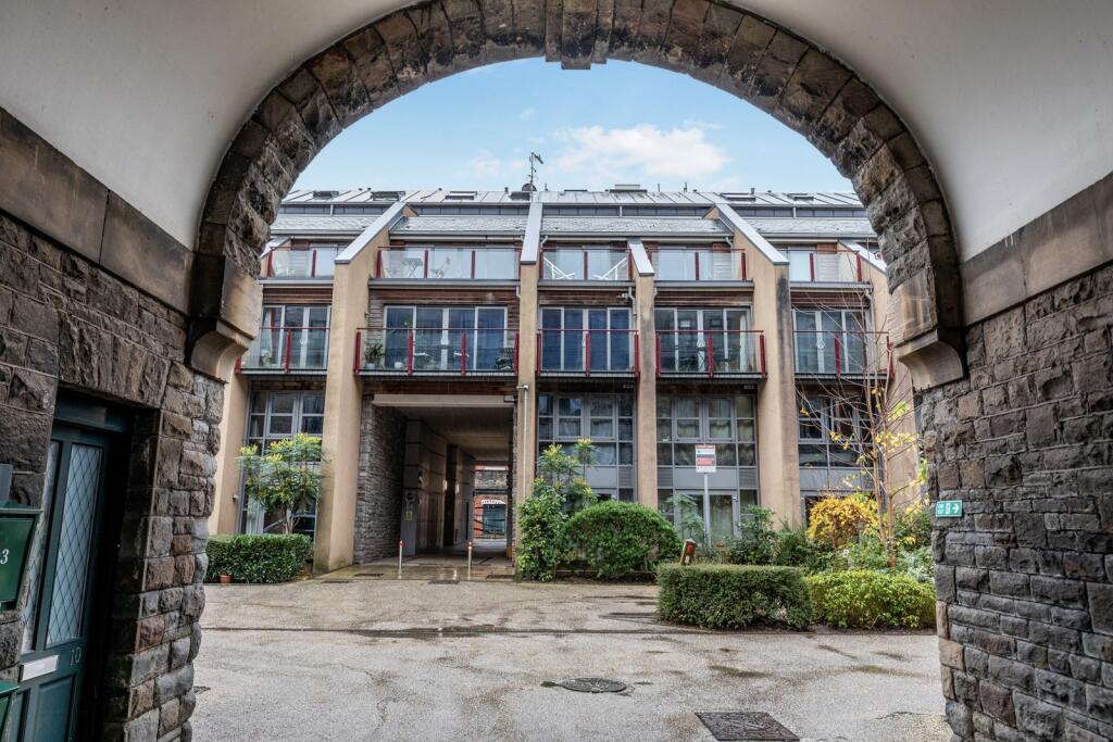 Main image of property: Jacob Street, BRISTOL, BS2