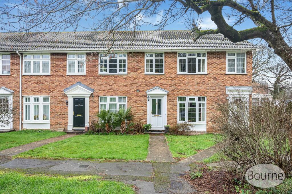 3-bed terraced on Oakfields, Guildford, Surrey, GU3, £425,000