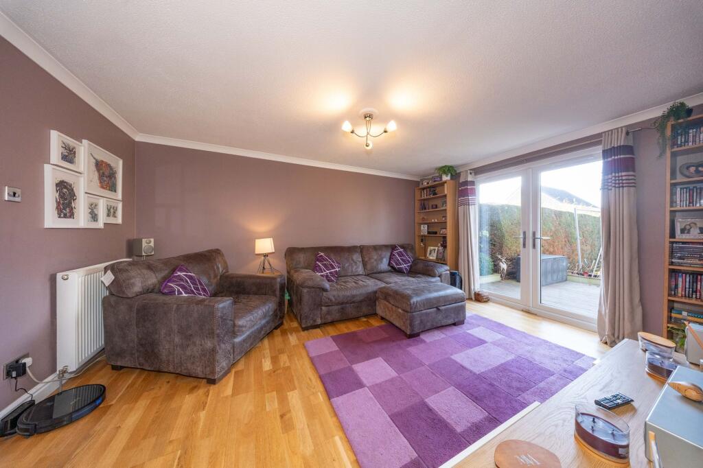 House in Livingston, Eliburn - View 2