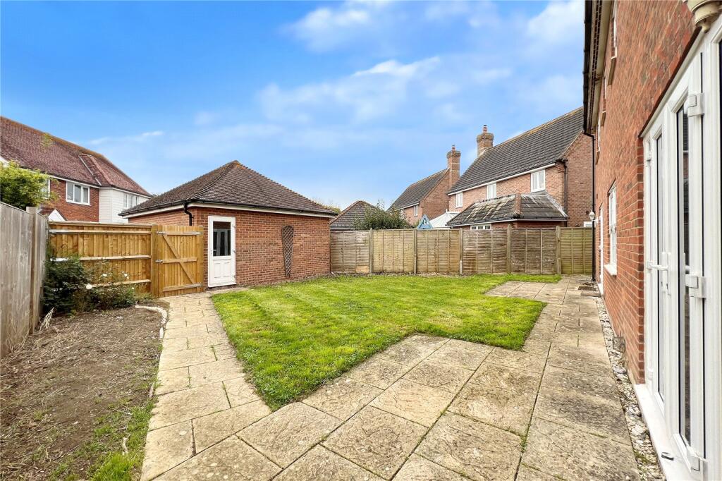 Oakwood Drive, Bramley Green, Angmering, West Sussex photo 2
