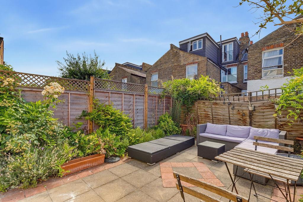 House in London, Fulham - More
