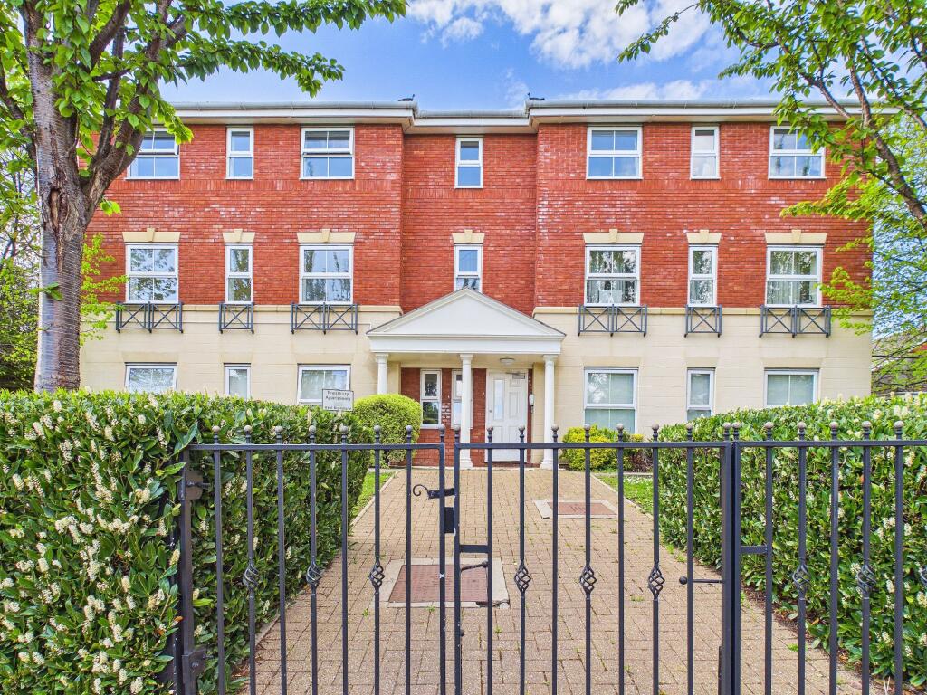 Main image of property: Heol Broadland, Barry, CF62