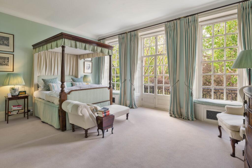 Apartment in London - View 3
