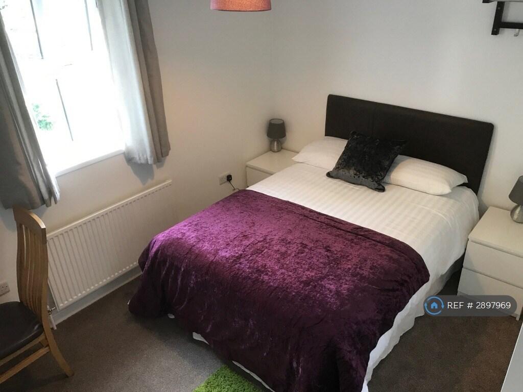 1 bedroom house share for rent