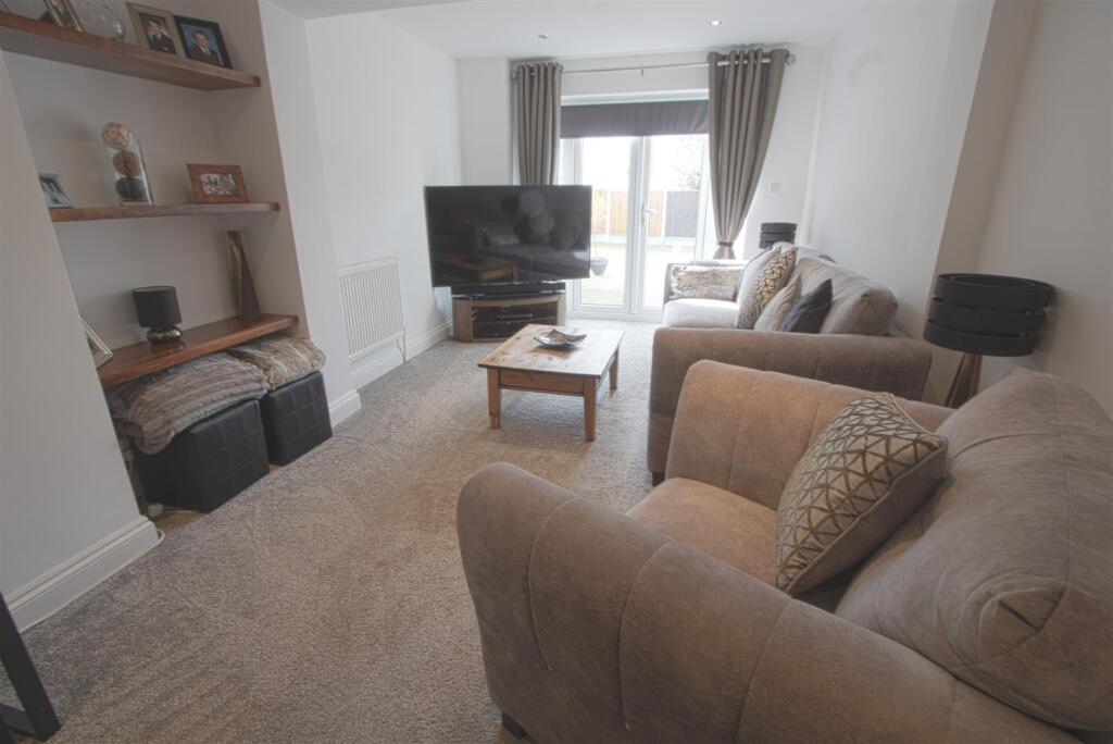 House in Basildon, Billericay - View 3