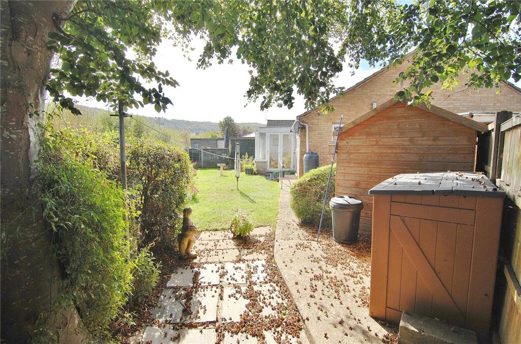 House in Gloucester - View 2