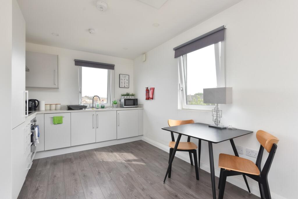 Apartment in Ashford, South Willesborough and Newtown - View 5