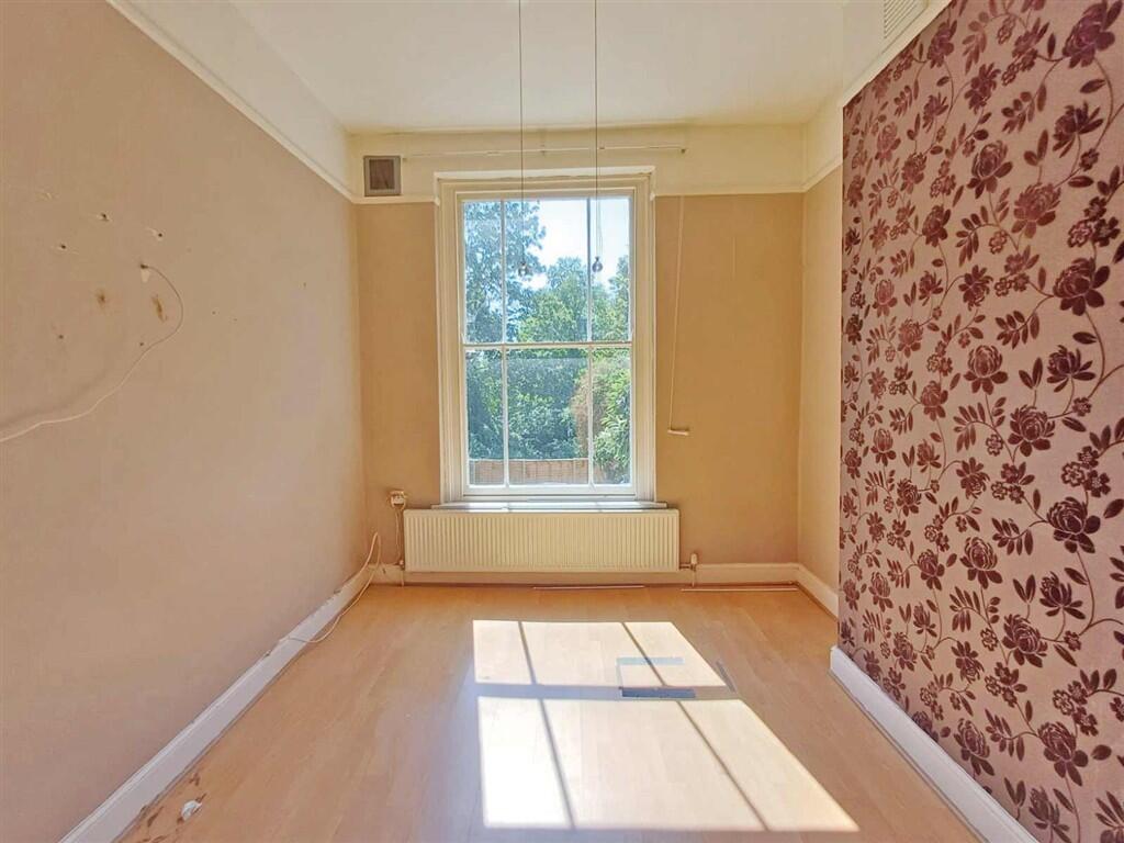 Apartment in London, Cordwell Estate, Hither Green - View 4