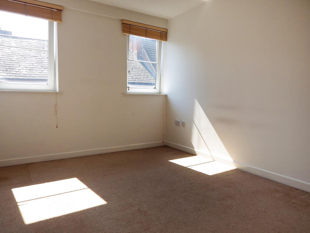 38 Cambridge Street, Aylesbury, Buckinghamshire photo 4