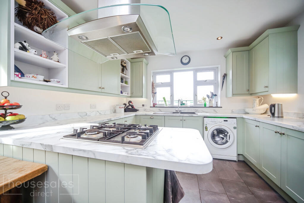 House in Taunton - View 2