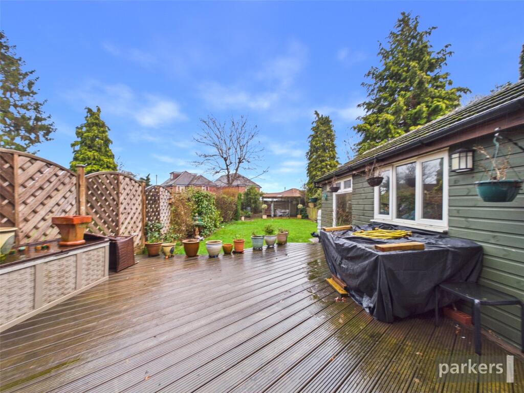 Loddon Bridge Road, Woodley, Reading, Berkshire, RG5 photo 4