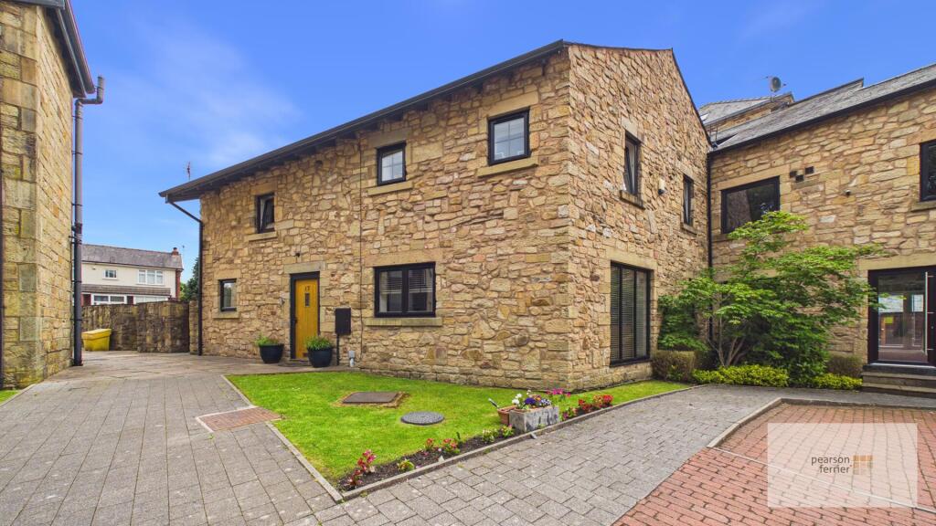 House in Bury, Greater Manchester - View 3