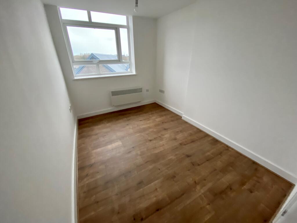 Apartment in Liverpool - View 4