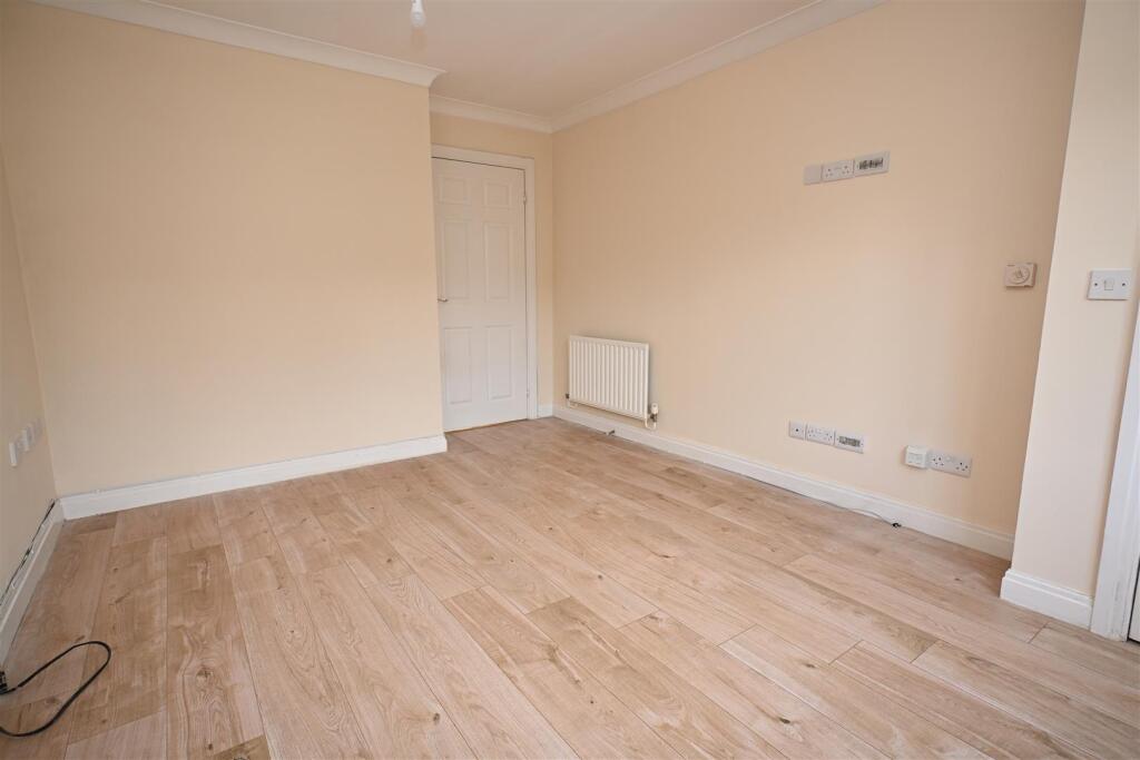 House in Reading - View 5