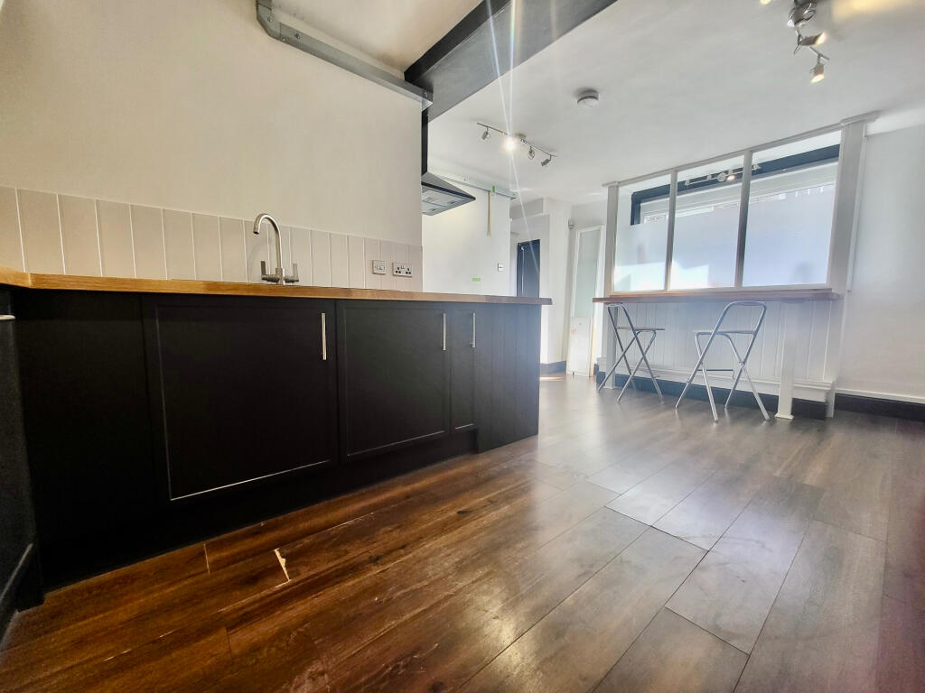 Apartment in Berkeley - View 5