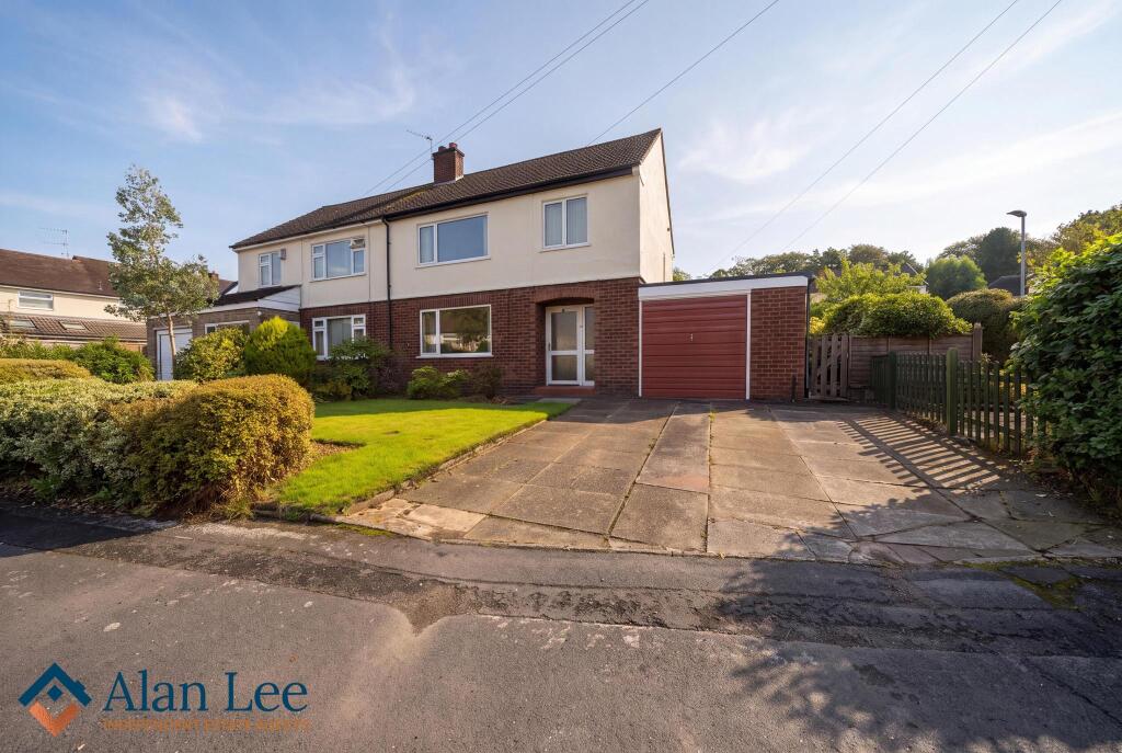 House in Macclesfield, Hurdsfield - View 2