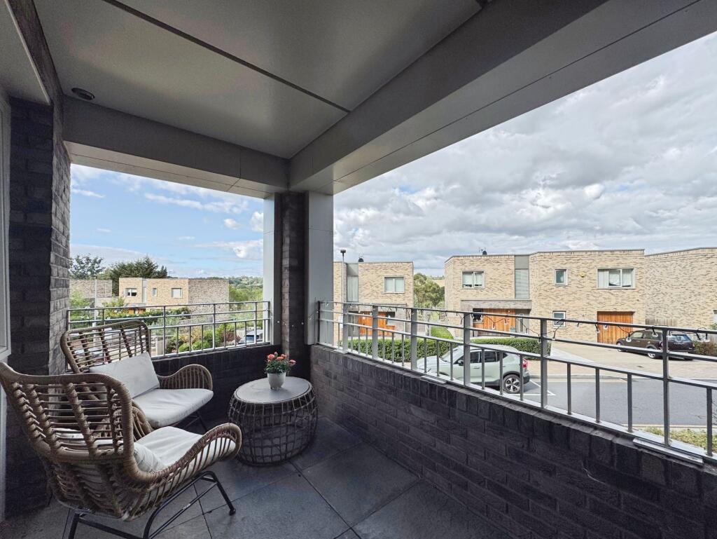 Apartment in London - View 5