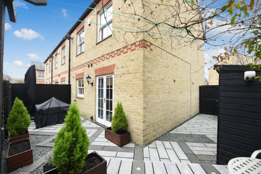 Main image of property: Temple Place, Huntingdon, PE29