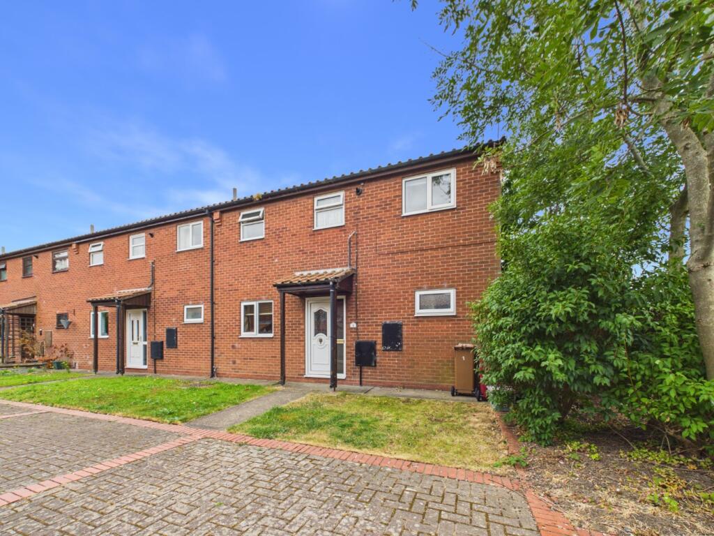 Main image of property: Victoria Drive, Barton-upon-humber, Lincolnshire, DN18 5AX